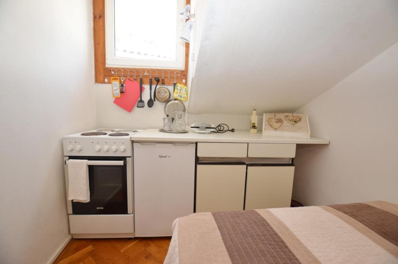 Carera Room Ровинь Экстерьер фото