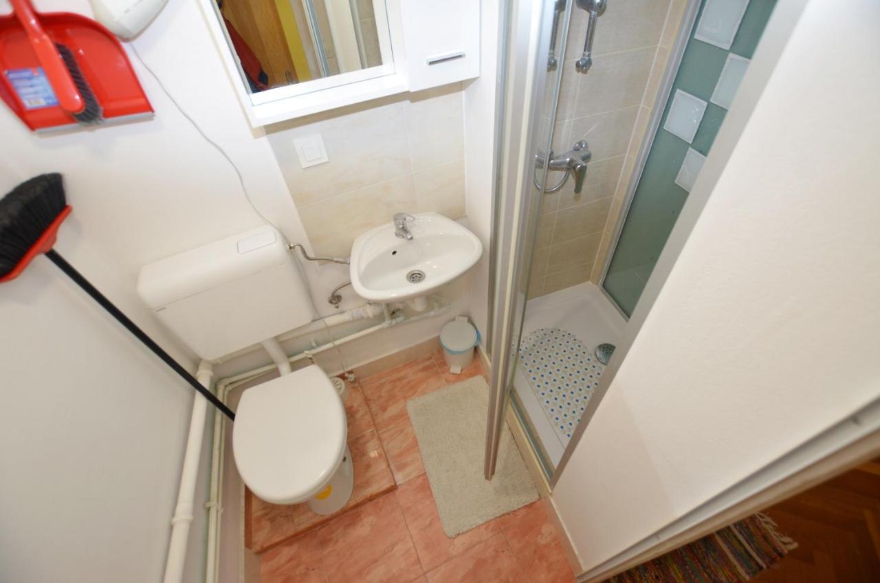 Carera Room Ровинь Экстерьер фото